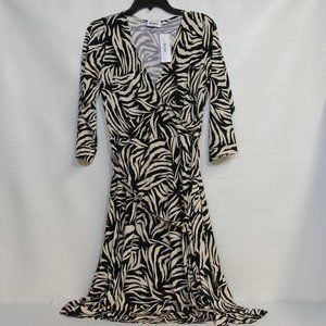 Leota Zebra Safari Women's 3/4 Sleeve Knee Length Size Medium Perfect Wrap Dress